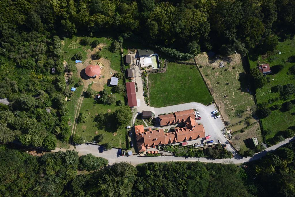 Pension Kadlcuv Mlyn Brno Exterior photo